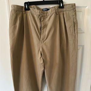 Ralph Lauren Polo men’s Hammond pants in size waist 42 & length 30.